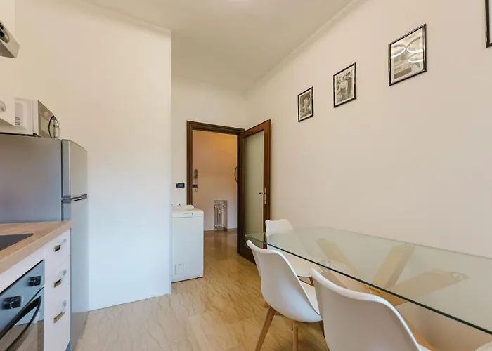 Apartamento Gaia's Flat - 15 Min From & Train Station *